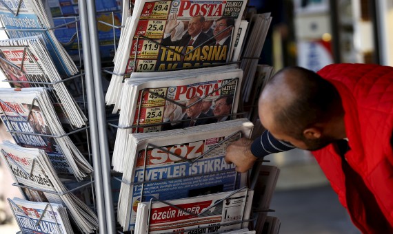 الصحافة التركية.. إيران تدعم أنقرة وتساندها بعد العقوبات الأمريكية على الليرة