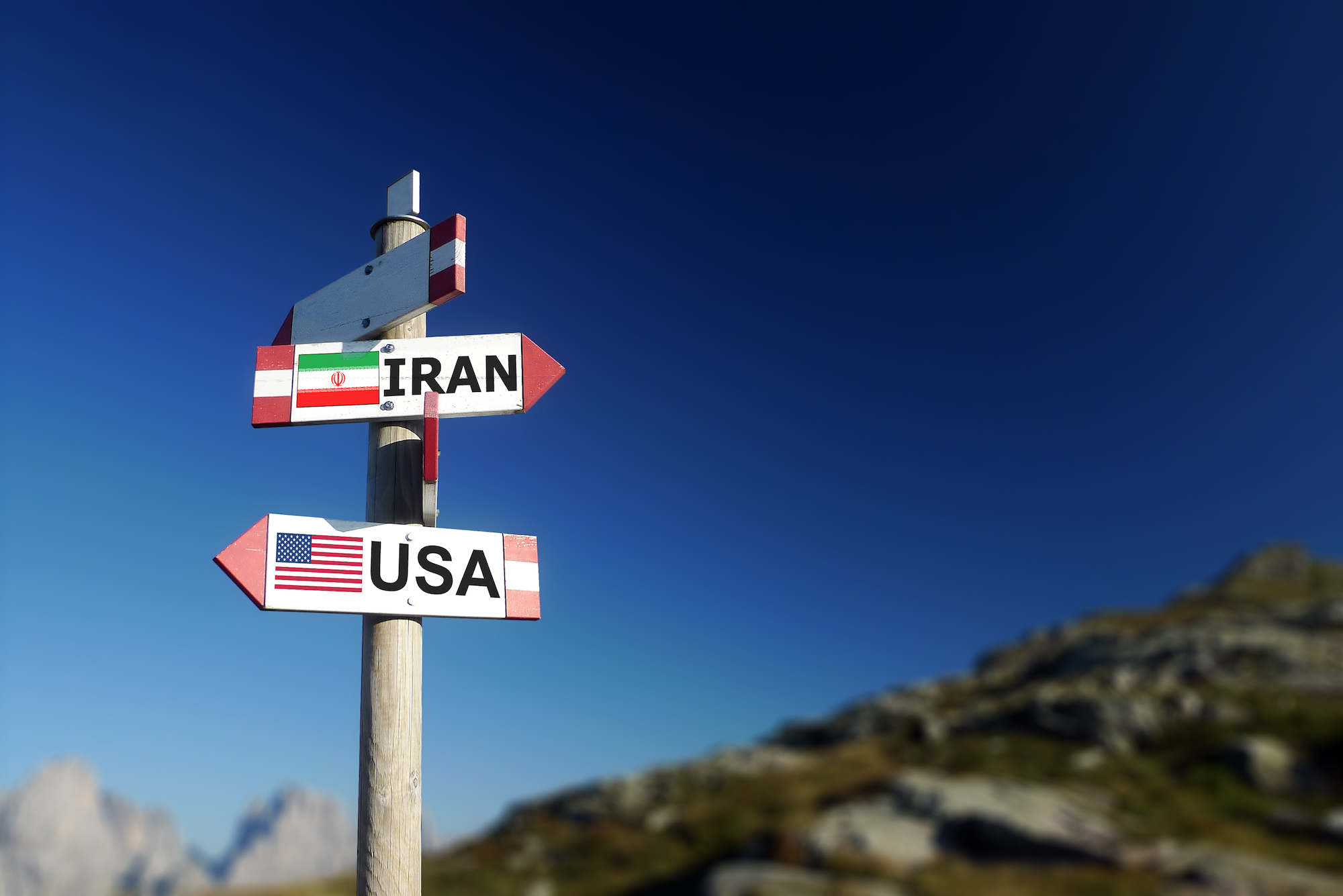 تأثير محدود: تداعيات العقوبات الأمريكية على النظام الإيراني