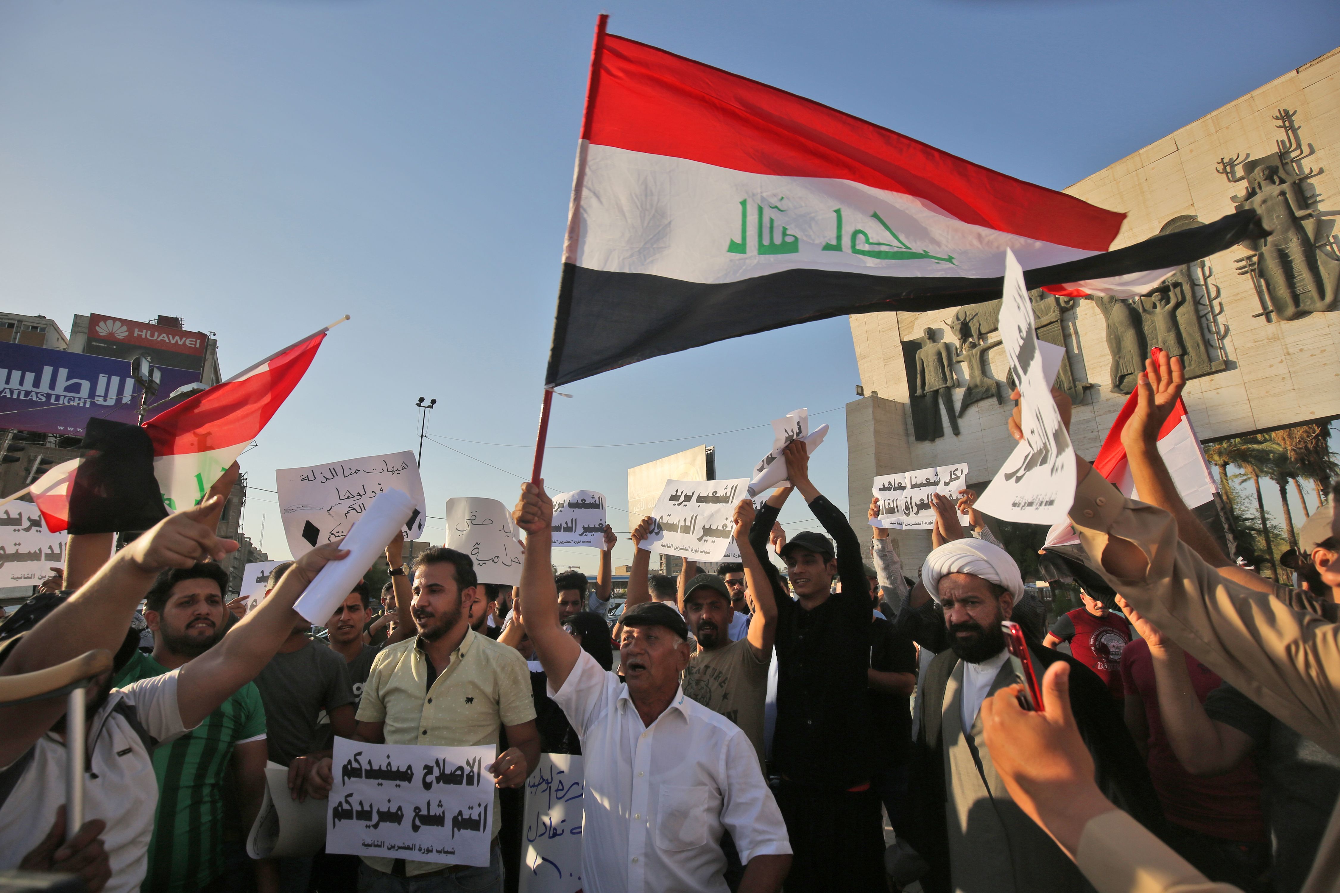 أزمات محتملة: العراق كساحة مواجهة بين إيران والولايات المتحدة