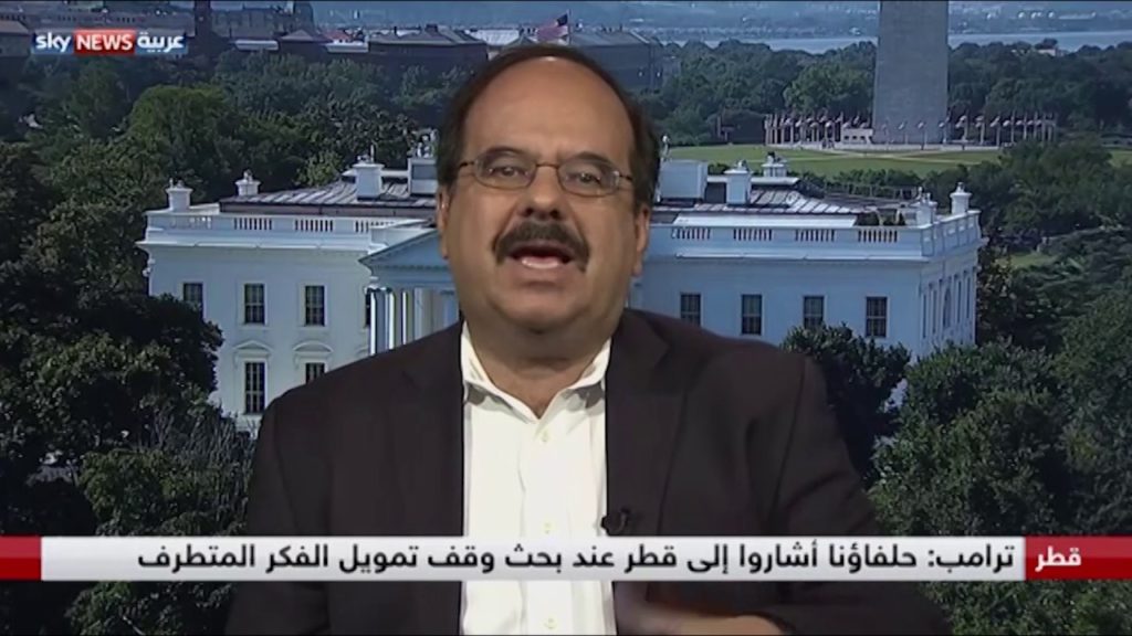 مقابلة سابقة للسفير ألبرتو فرنانديز مع قناة سكاي نيوز عربية، وهو ضيف دائم الظهور لدى الإخباريات العربية.