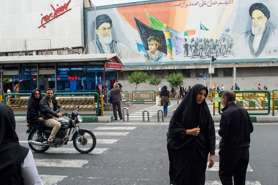 الاستقطاب في السياسة الخارجية الإيرانية.. المبادئ والاستراتيجيات