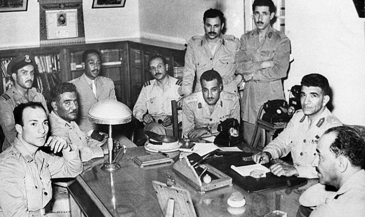 موقف إيران من ثورة 23 يوليو 1952