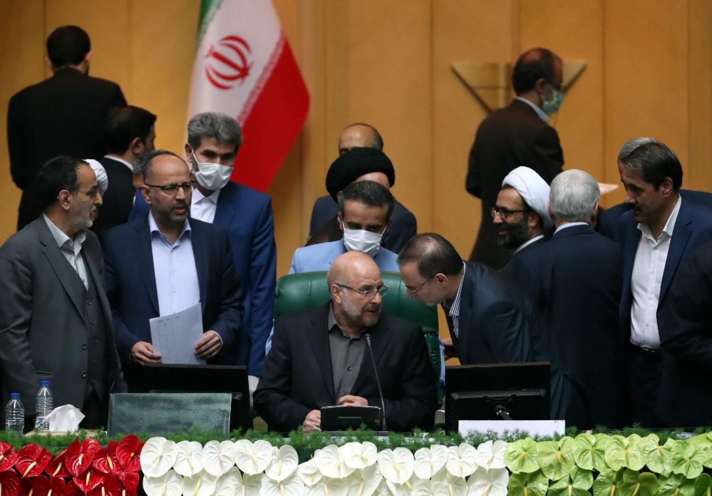 هل يمكن أن يعول الشعب الإيراني على برلمانه بعد مئة يوم من انطلاقه؟!