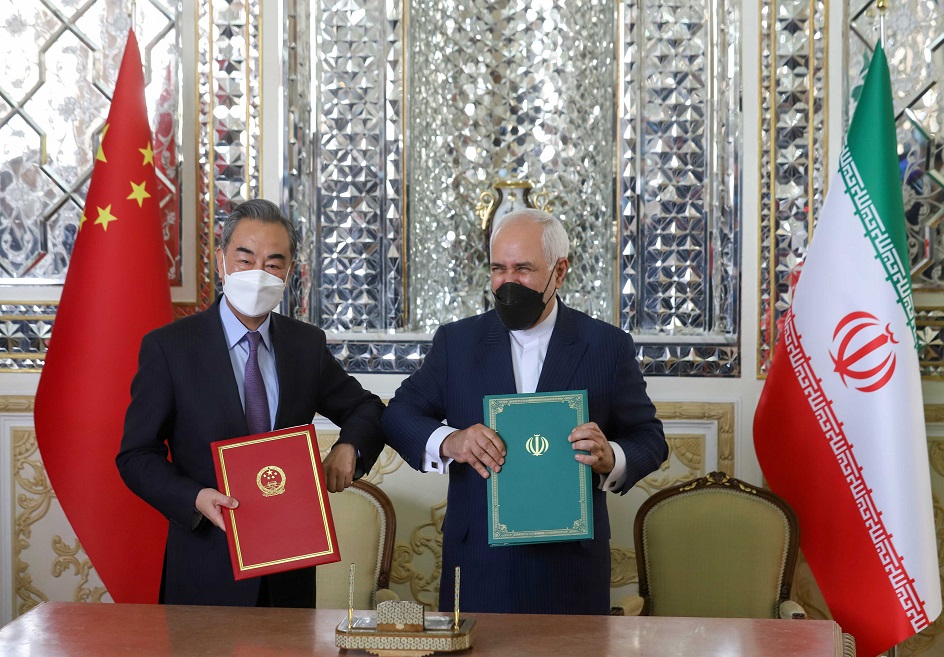 الصين وإيران.. اتفاق الحماية من أجل الحماية