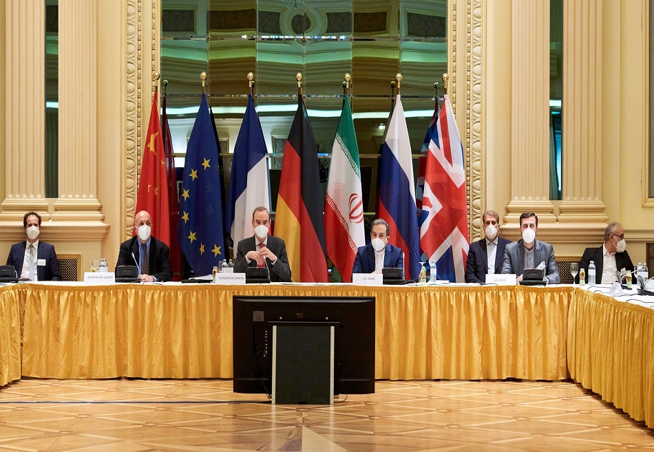 أثر اتفاق فيينا النووي المحتمل على سياسات إيران الداخلية