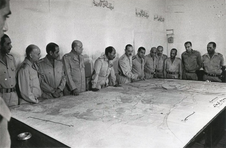 اجتماع قادة الحرب المصرية على إسرائيل 6 أكتوبر 1973م.