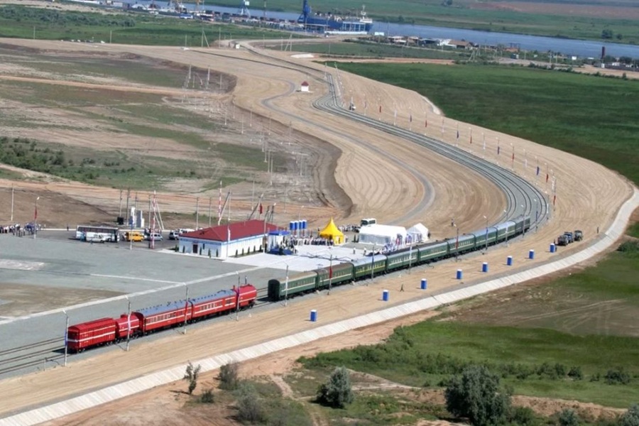 الحرب الأمريكية الإسرائيلية على إيران تزيد من أهمية ممر الشمال-الجنوب