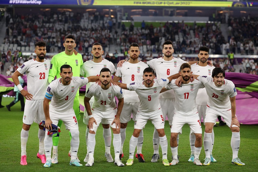 إيران في كأس العالم: حين تنعكس السياسة على عالم كرة القدم!