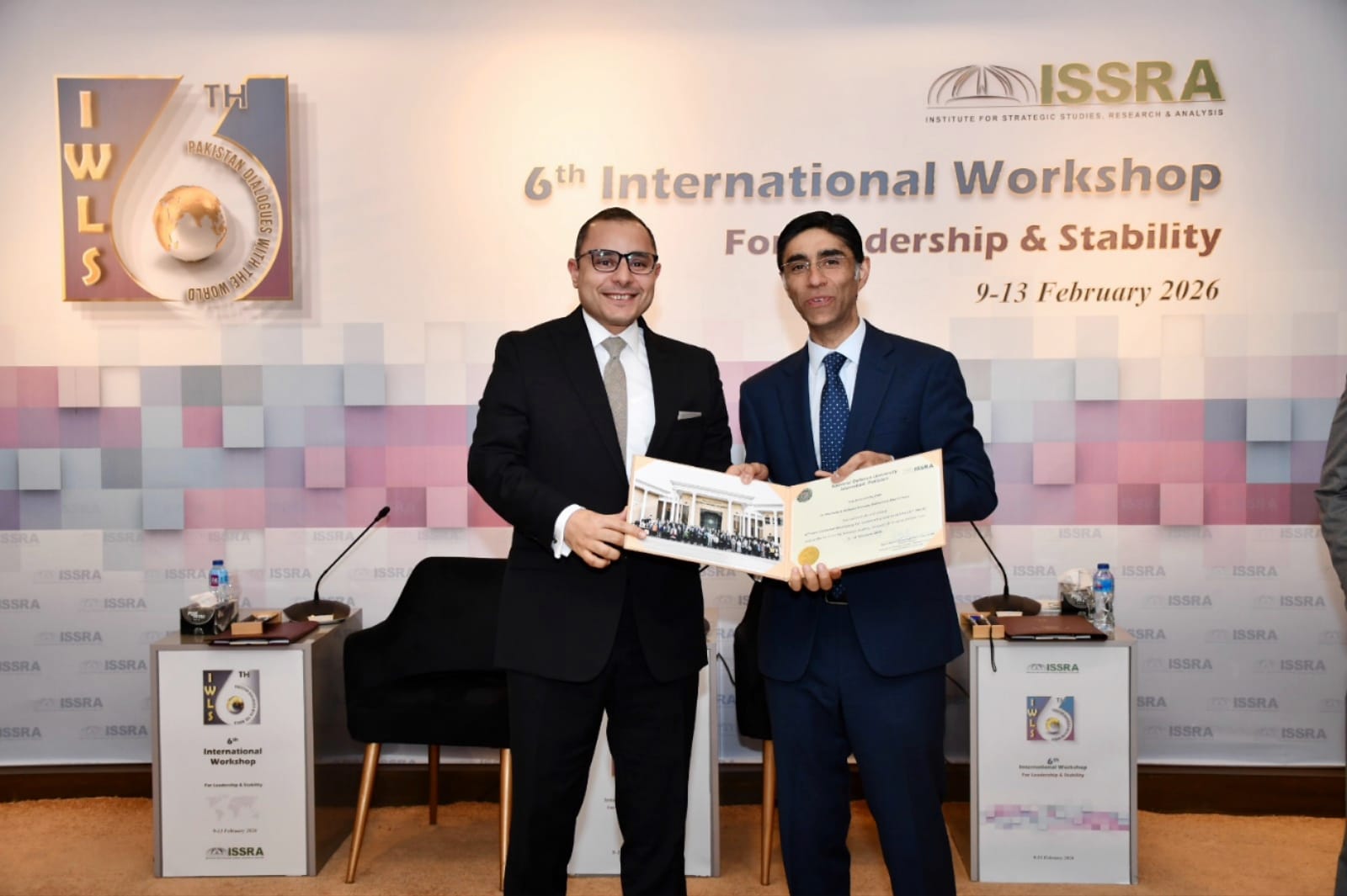 الدكتور محمد محسن أبو النور يشارك في المؤتمر الدولي للقيادة الدولية في باكستان